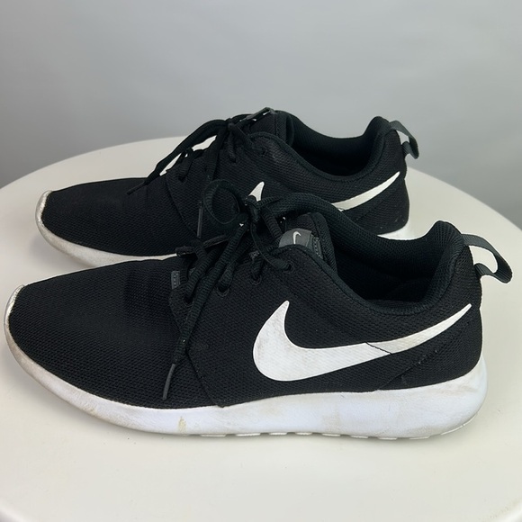 Nike Rosche Run Athletic Shoes Size 10 - Picture 5 of 9